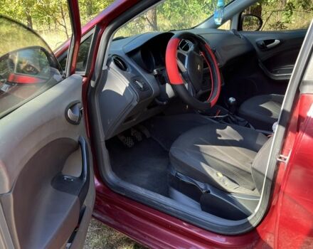 Червоний Сеат Ibiza, об'ємом двигуна 1.4 л та пробігом 221 тис. км за 4700 $, фото 13 на Automoto.ua