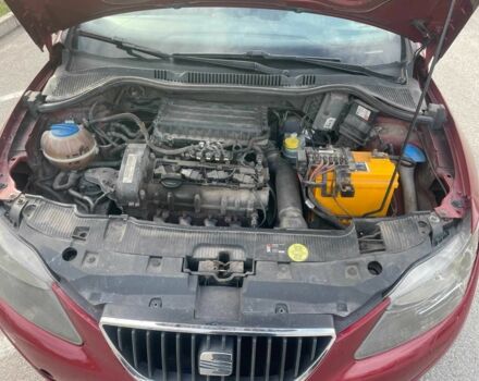 Червоний Сеат Ibiza, об'ємом двигуна 1.4 л та пробігом 284 тис. км за 3899 $, фото 4 на Automoto.ua