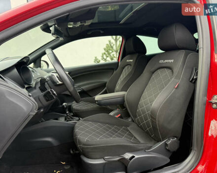 Червоний Сеат Ibiza, об'ємом двигуна 1.4 л та пробігом 206 тис. км за 6999 $, фото 29 на Automoto.ua