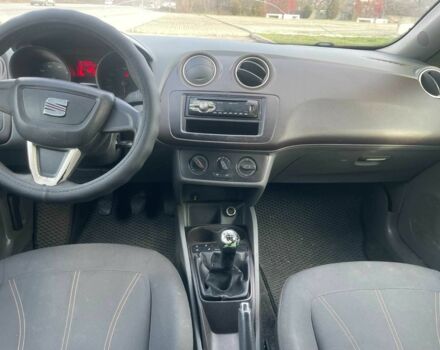 Червоний Сеат Ibiza, об'ємом двигуна 1.4 л та пробігом 284 тис. км за 3899 $, фото 6 на Automoto.ua