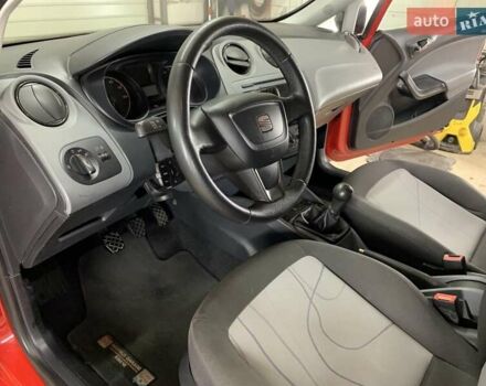 Красный Сеат Ибица, объемом двигателя 1.39 л и пробегом 262 тыс. км за 5500 $, фото 6 на Automoto.ua