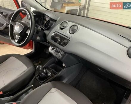 Красный Сеат Ибица, объемом двигателя 1.39 л и пробегом 262 тыс. км за 5500 $, фото 9 на Automoto.ua
