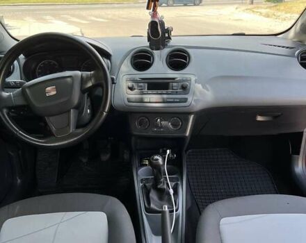 Червоний Сеат Ibiza, об'ємом двигуна 1.39 л та пробігом 270 тис. км за 6600 $, фото 6 на Automoto.ua