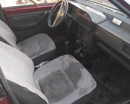 Червоний Сеат Ibiza, об'ємом двигуна 0 л та пробігом 300 тис. км за 650 $, фото 1 на Automoto.ua