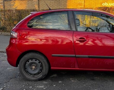 Красный Сеат Ибица, объемом двигателя 2 л и пробегом 126 тыс. км за 3990 $, фото 4 на Automoto.ua