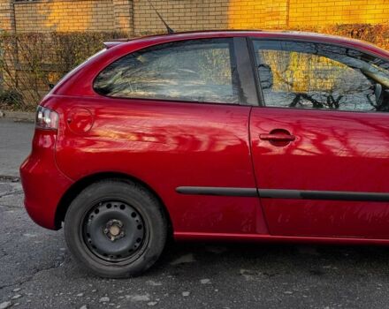 Красный Сеат Ибица, объемом двигателя 2 л и пробегом 126 тыс. км за 3990 $, фото 4 на Automoto.ua