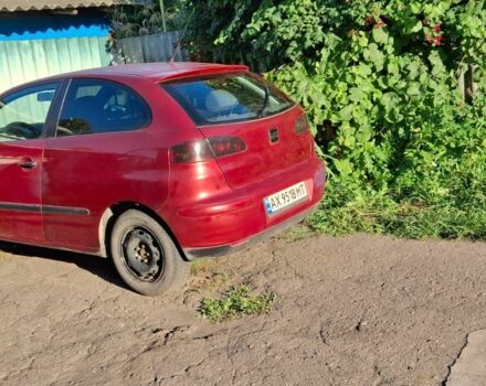 Красный Сеат Ибица, объемом двигателя 1.4 л и пробегом 270 тыс. км за 2000 $, фото 1 на Automoto.ua