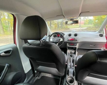 Красный Сеат Ибица, объемом двигателя 1.6 л и пробегом 280 тыс. км за 6500 $, фото 11 на Automoto.ua