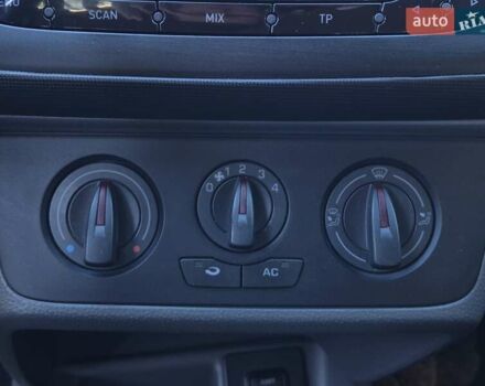 Красный Сеат Ибица, объемом двигателя 1.2 л и пробегом 201 тыс. км за 4900 $, фото 22 на Automoto.ua