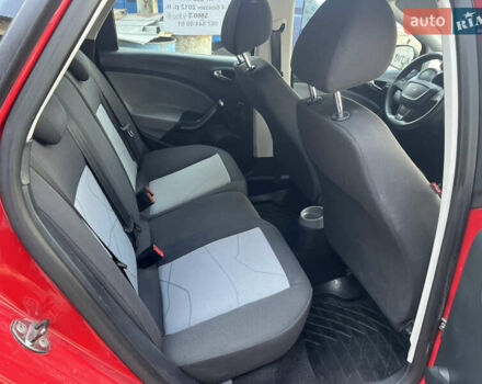Червоний Сеат Ibiza, об'ємом двигуна 1.39 л та пробігом 262 тис. км за 4900 $, фото 7 на Automoto.ua