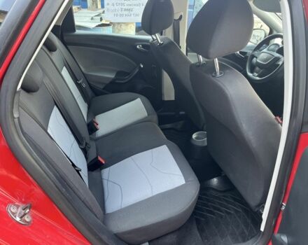 Сеат Ибица 2012 в Львове на Automoto.ua Красный Сеат Ибица, объемом двигателя 1.4 л и пробегом 262 тыс. км за 4700 $, фото 8 на Automoto.ua