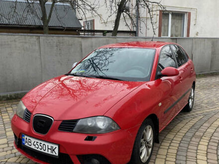 Червоний Сеат Ibiza, об'ємом двигуна 1.39 л та пробігом 172 тис. км за 2699 $, фото 1 на Automoto.ua