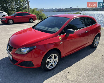 Червоний Сеат Ibiza, об'ємом двигуна 1.4 л та пробігом 194 тис. км за 6150 $, фото 1 на Automoto.ua