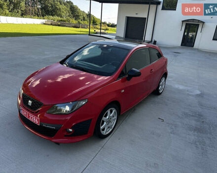 Червоний Сеат Ibiza, об'ємом двигуна 1.4 л та пробігом 204 тис. км за 8200 $, фото 1 на Automoto.ua