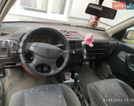 Сеат Ибица, объемом двигателя 1.39 л и пробегом 232 тыс. км за 2450 $, фото 4 на Automoto.ua