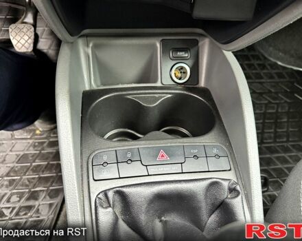 Сеат Ibiza, об'ємом двигуна 1.2 л та пробігом 250 тис. км за 4799 $, фото 5 на Automoto.ua