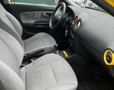 Желтый Сеат Ибица, объемом двигателя 1.2 л и пробегом 192 тыс. км за 1700 $, фото 10 на Automoto.ua