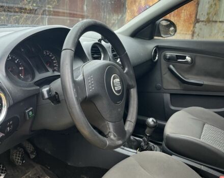 Сеат Ibiza 2004 у Вышгороде на Automoto.ua Жовтий Сеат Ibiza, об'ємом двигуна 1.4 л та пробігом 256 тис. км за 2100 $, фото 7 на Automoto.ua
