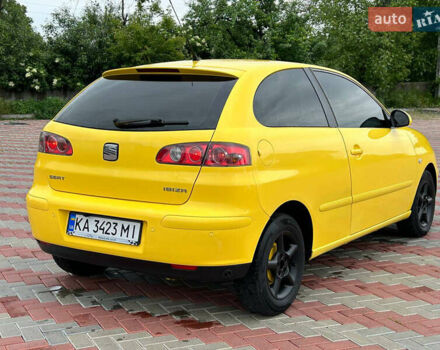 Желтый Сеат Ибица, объемом двигателя 1.39 л и пробегом 240 тыс. км за 3950 $, фото 4 на Automoto.ua
