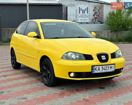 Желтый Сеат Ибица, объемом двигателя 1.39 л и пробегом 240 тыс. км за 3950 $, фото 6 на Automoto.ua