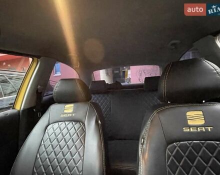 Жовтий Сеат Ibiza, об'ємом двигуна 1.4 л та пробігом 206 тис. км за 3300 $, фото 12 на Automoto.ua