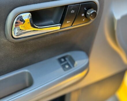 Сеат Ибица 2006 в Киеве на Automoto.ua Желтый Сеат Ибица, объемом двигателя 1.4 л и пробегом 204 тыс. км за 3700 $, фото 11 на Automoto.ua