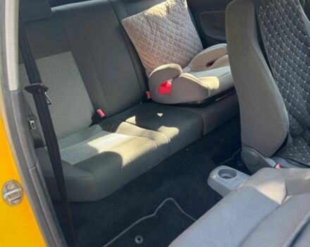 Сеат Ибица 2006 в Киеве на Automoto.ua Желтый Сеат Ибица, объемом двигателя 1.4 л и пробегом 204 тыс. км за 3700 $, фото 8 на Automoto.ua