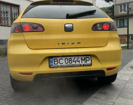 Жовтий Сеат Ibiza, об'ємом двигуна 2 л та пробігом 202 тис. км за 4000 $, фото 6 на Automoto.ua
