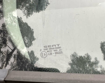 Желтый Сеат Ибица, объемом двигателя 1.4 л и пробегом 343 тыс. км за 3500 $, фото 17 на Automoto.ua