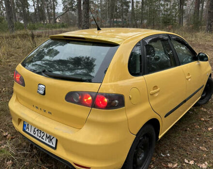 Желтый Сеат Ибица, объемом двигателя 1.4 л и пробегом 343 тыс. км за 3500 $, фото 4 на Automoto.ua