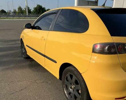 Жовтий Сеат Ibiza, об'ємом двигуна 2 л та пробігом 280 тис. км за 4000 $, фото 2 на Automoto.ua