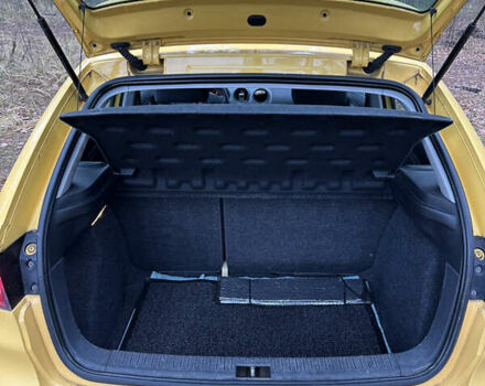 Желтый Сеат Ибица, объемом двигателя 1.4 л и пробегом 343 тыс. км за 3500 $, фото 15 на Automoto.ua