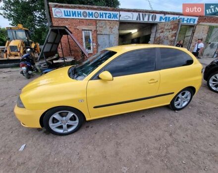 Желтый Сеат Ибица, объемом двигателя 1.98 л и пробегом 185 тыс. км за 4200 $, фото 5 на Automoto.ua