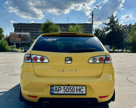 Жовтий Сеат Ibiza, об'ємом двигуна 1.6 л та пробігом 150 тис. км за 6900 $, фото 6 на Automoto.ua