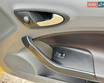 Жовтий Сеат Ibiza, об'ємом двигуна 1.39 л та пробігом 132 тис. км за 5500 $, фото 42 на Automoto.ua