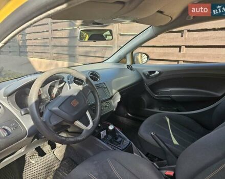 Жовтий Сеат Ibiza, об'ємом двигуна 1.39 л та пробігом 179 тис. км за 4700 $, фото 2 на Automoto.ua