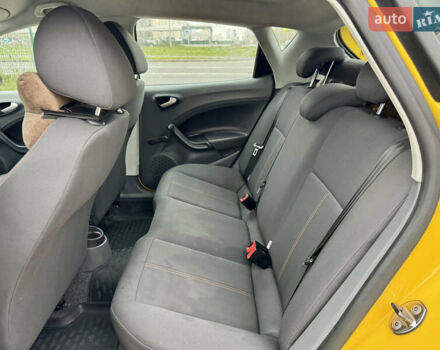 Жовтий Сеат Ibiza, об'ємом двигуна 1.39 л та пробігом 132 тис. км за 5500 $, фото 34 на Automoto.ua