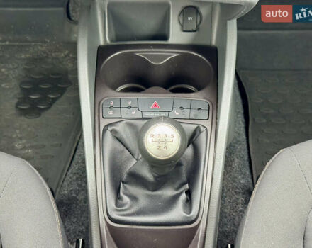 Жовтий Сеат Ibiza, об'ємом двигуна 1.39 л та пробігом 132 тис. км за 5500 $, фото 18 на Automoto.ua