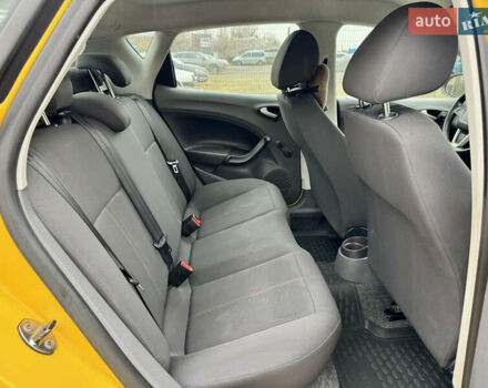 Жовтий Сеат Ibiza, об'ємом двигуна 1.39 л та пробігом 132 тис. км за 5500 $, фото 38 на Automoto.ua