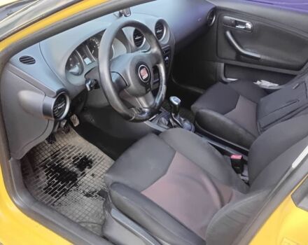 Желтый Сеат Ибица, объемом двигателя 2 л и пробегом 246 тыс. км за 4000 $, фото 9 на Automoto.ua