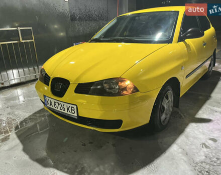 Желтый Сеат Ибица, объемом двигателя 1.39 л и пробегом 289 тыс. км за 2200 $, фото 1 на Automoto.ua