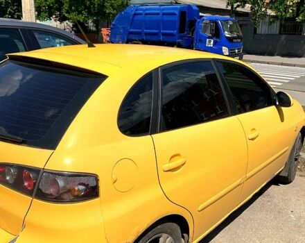 Желтый Сеат Ибица, объемом двигателя 1.4 л и пробегом 360 тыс. км за 2500 $, фото 1 на Automoto.ua