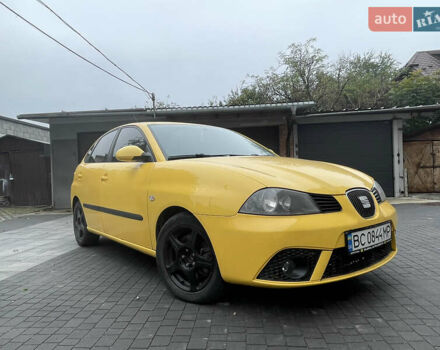 Желтый Сеат Ибица, объемом двигателя 2 л и пробегом 202 тыс. км за 4000 $, фото 1 на Automoto.ua
