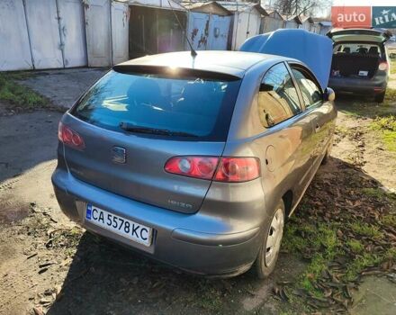 Серый Сеат Ибица, объемом двигателя 1.4 л и пробегом 210 тыс. км за 2000 $, фото 3 на Automoto.ua