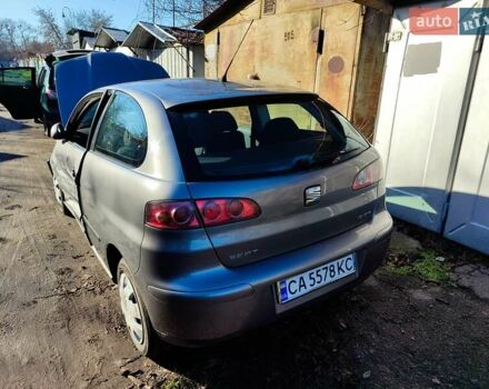 Серый Сеат Ибица, объемом двигателя 1.4 л и пробегом 210 тыс. км за 2000 $, фото 4 на Automoto.ua