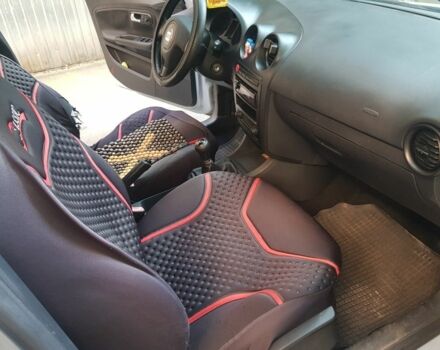 Сірий Сеат Ibiza, об'ємом двигуна 1.4 л та пробігом 218 тис. км за 3500 $, фото 5 на Automoto.ua