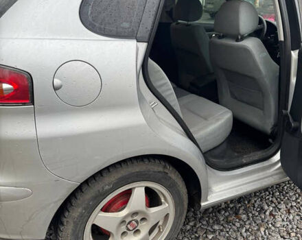 Серый Сеат Ибица, объемом двигателя 1.39 л и пробегом 300 тыс. км за 3100 $, фото 12 на Automoto.ua