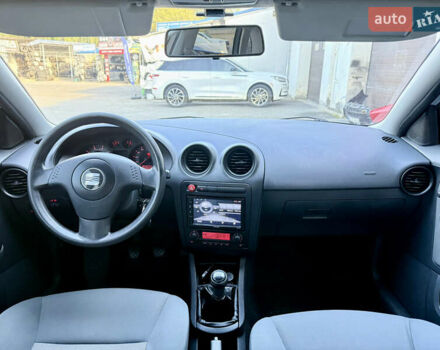 Серый Сеат Ибица, объемом двигателя 1.2 л и пробегом 151 тыс. км за 3500 $, фото 28 на Automoto.ua