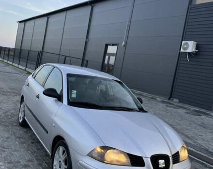 Сірий Сеат Ibiza, об'ємом двигуна 0 л та пробігом 175 тис. км за 2000 $, фото 4 на Automoto.ua