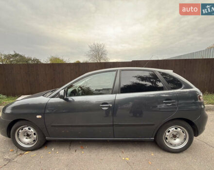 Серый Сеат Ибица, объемом двигателя 1.39 л и пробегом 170 тыс. км за 5000 $, фото 1 на Automoto.ua